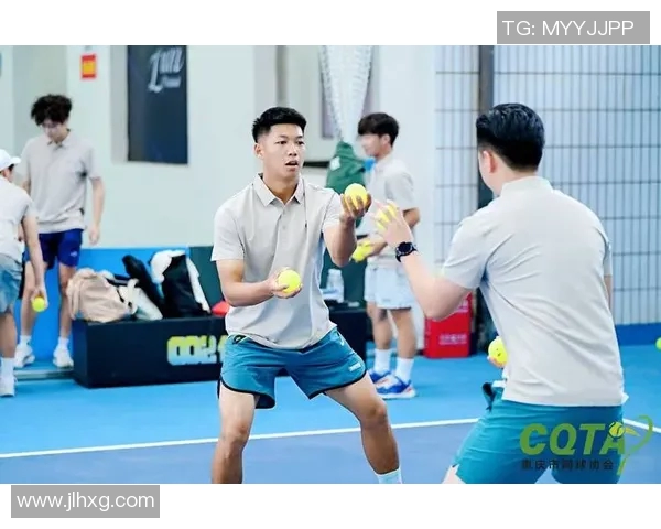 重庆网球队实力大提升引发热议助力网球运动蓬勃发展